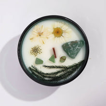 Load image into Gallery viewer, Hop Hare Magic Candle - The Magician