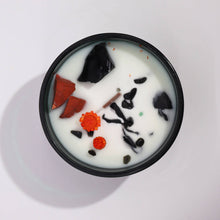 Load image into Gallery viewer, Hop Hare Magic Candle - The Devil
