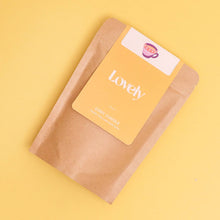Load image into Gallery viewer, Cosy Cuddle Vanilla Chai Latte Bath Salts