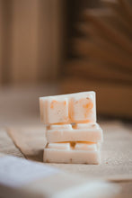 Load image into Gallery viewer, Mulled Wine Scented Snap Bar Wax Melt