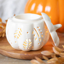 Load image into Gallery viewer, Off White Pumpkin Oil Burner