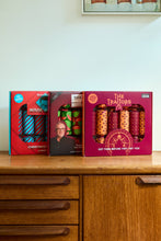 Load image into Gallery viewer, Official The Traitors Christmas Crackers