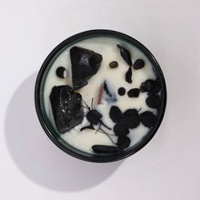 Load image into Gallery viewer, Hop Hare Magic Candle - The Knight of Swords
