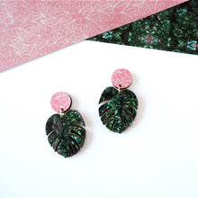 Load image into Gallery viewer, Green Monstera Drop Earrings
