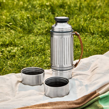 Load image into Gallery viewer, Explorer Insulated Flask Duo with 2 Cups
