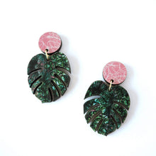 Load image into Gallery viewer, Green Monstera Drop Earrings
