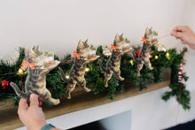 Load image into Gallery viewer, Festive Cat Diecut Garland
