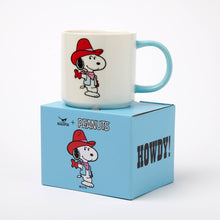 Load image into Gallery viewer, Peanuts Howdy! Mug
