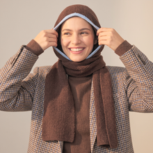 Load image into Gallery viewer, Contrast Trim Hooded Scarf in Brown &amp; Blue

