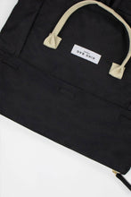 Load image into Gallery viewer, Kind Bag Medium Hackney 2.0 Backpack in Pebble Black
