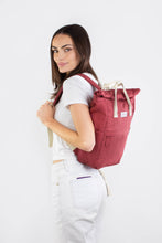 Load image into Gallery viewer, Kind Bag Medium Hackney 2.0 Backpack in Burgundy
