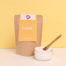 Load image into Gallery viewer, Cosy Cuddle Vanilla Chai Latte Bath Salts
