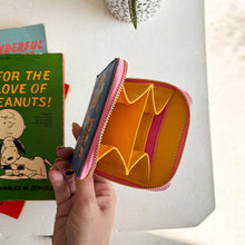 Load image into Gallery viewer, Snoopy &amp; Friends Patch Zip Purse
