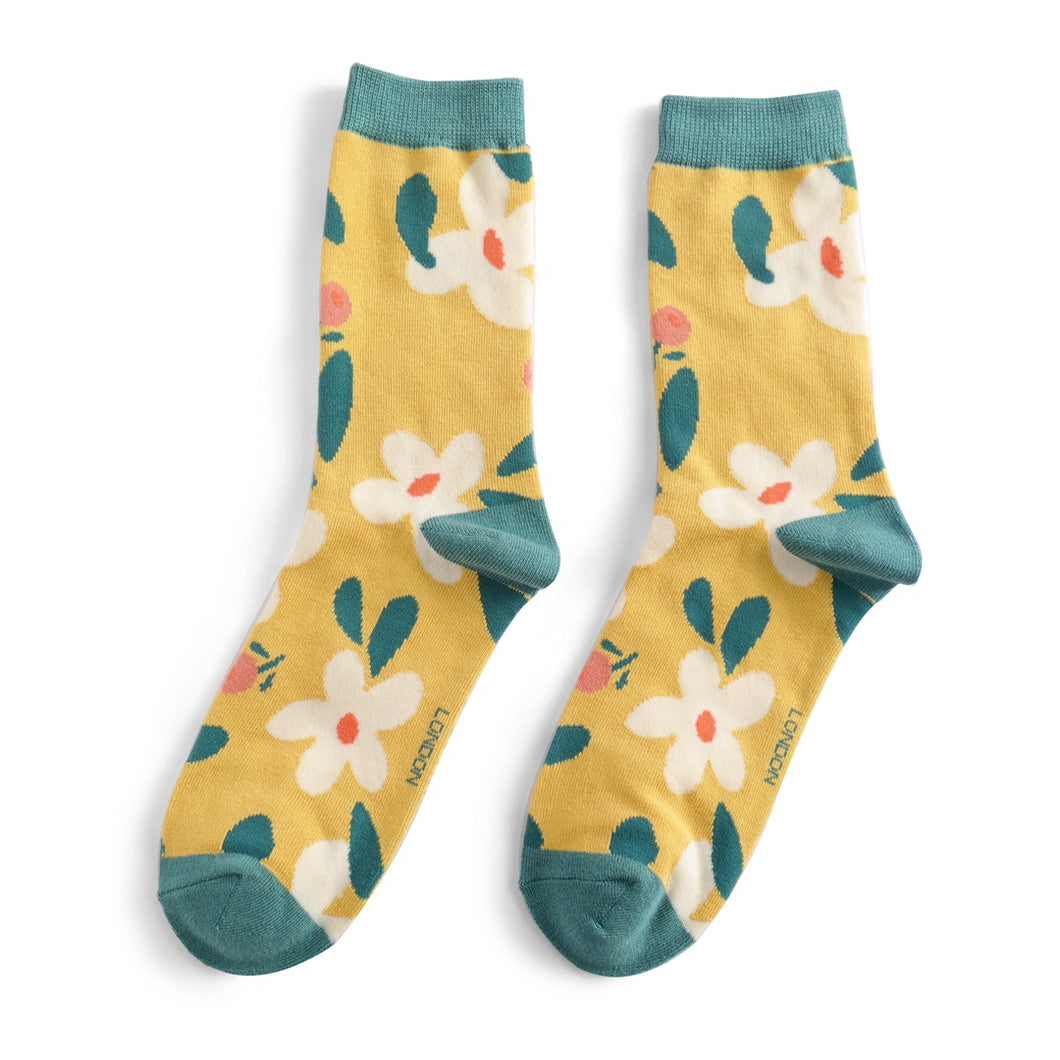 Daisies Bamboo Socks