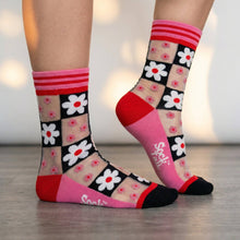 Load image into Gallery viewer, Daisy Checkerboard Combed Cotton Sheer Pop Socks in Pink
