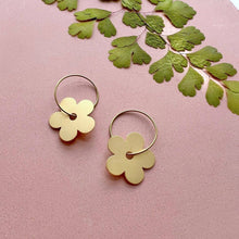 Load image into Gallery viewer, Flower Hoop Earrings
