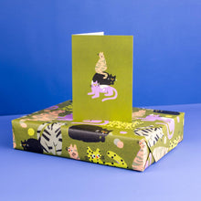 Load image into Gallery viewer, Suprised Cats Greetings Card
