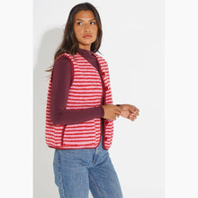Load image into Gallery viewer, Pink &amp; Red Reversible Gilet
