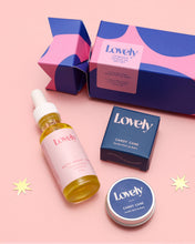 Load image into Gallery viewer, Christmas Cracker Lip Balm &amp; Cuticle Oil Gift Set
