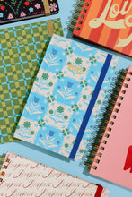 Load image into Gallery viewer, Ban.do 2027 Blue Floral Classic Planner PRE-ORDER
