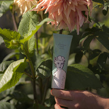 Load image into Gallery viewer, Aloe Vera Divine Hand Cream

