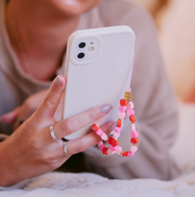 Load image into Gallery viewer, Hearts Beaded Phone Strap
