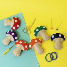 Load image into Gallery viewer, Toadstool Felt Garland Kit
